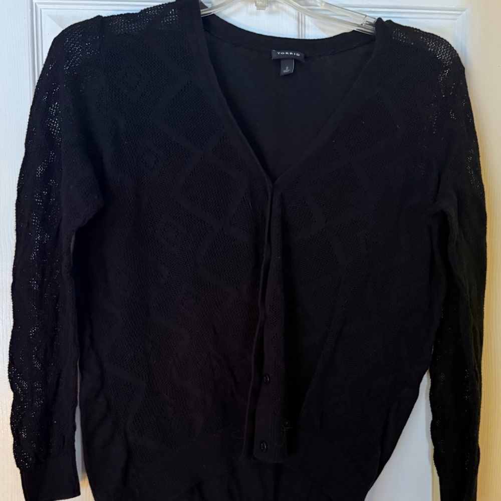 Torrid cropped cardigan.  Size 2.  Lighter fabric with diamond design.